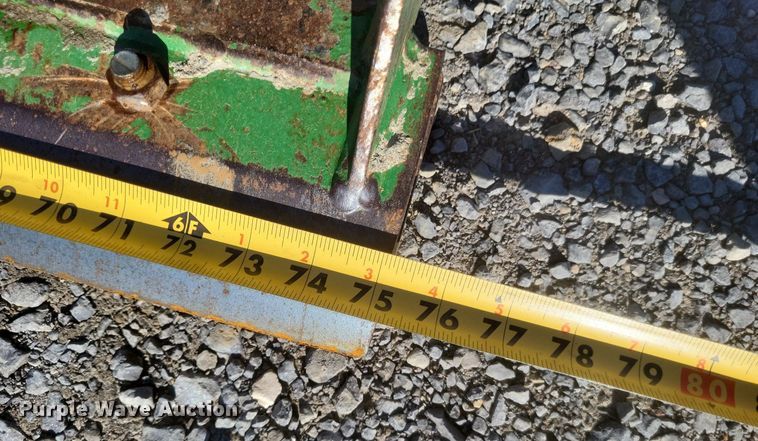 image for item DO4701 2009 John Deere 4320  MFWD tractor