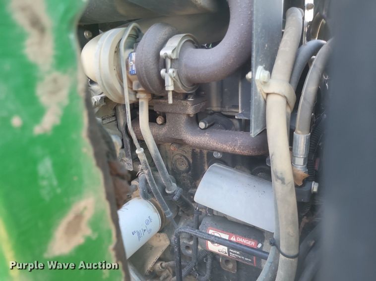 image for item DO4701 2009 John Deere 4320  MFWD tractor