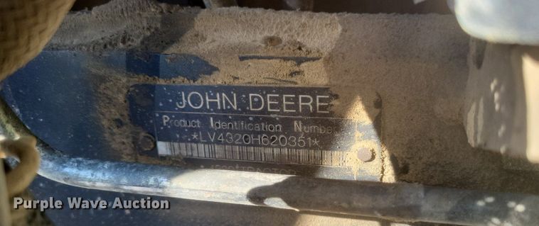 image for item DO4701 2009 John Deere 4320  MFWD tractor