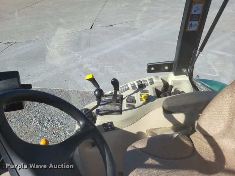 image for item DO4701 2009 John Deere 4320  MFWD tractor