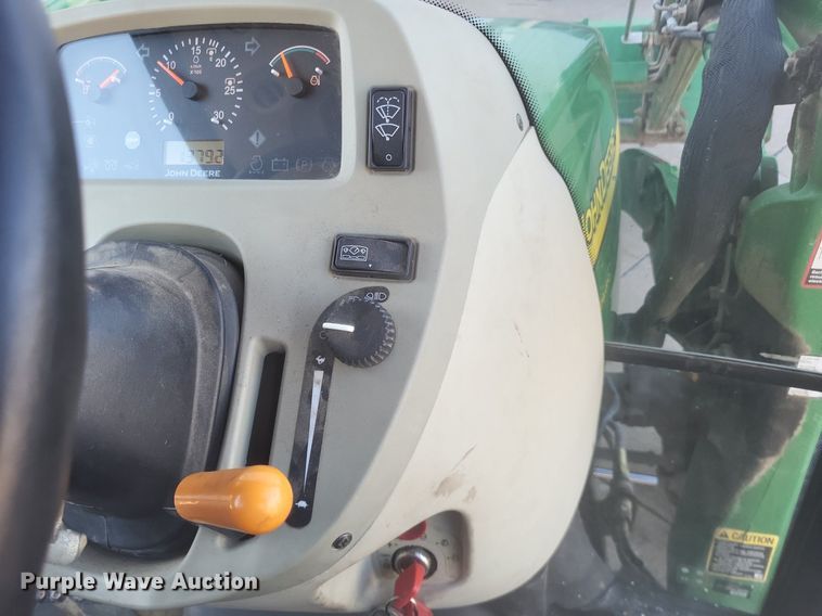 image for item DO4701 2009 John Deere 4320  MFWD tractor