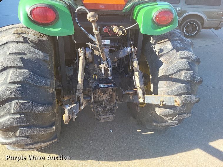 image for item DO4701 2009 John Deere 4320  MFWD tractor