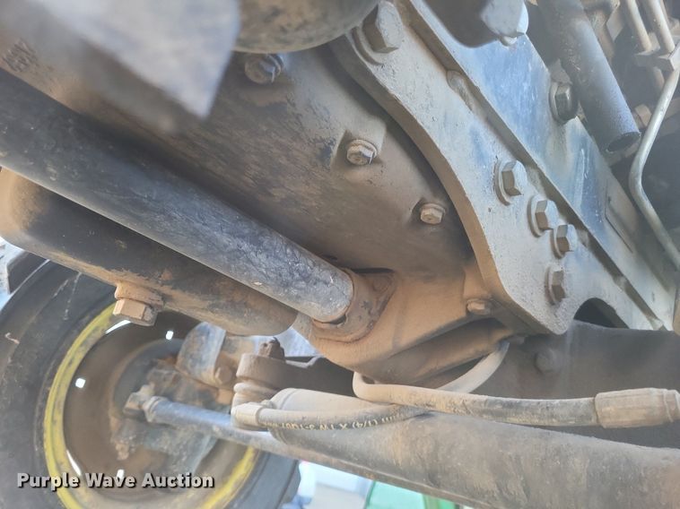 image for item DO4701 2009 John Deere 4320  MFWD tractor