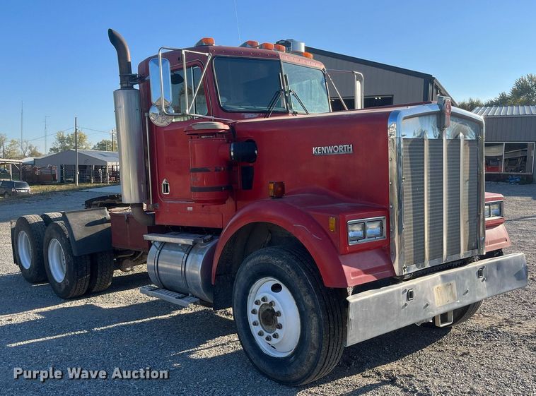 image for item DP2121 1988 Kenworth  semi truck