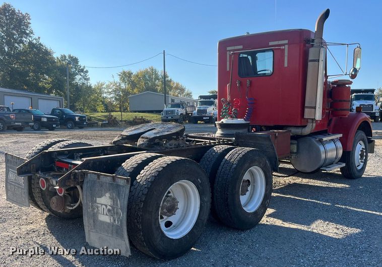 image for item DP2121 1988 Kenworth  semi truck