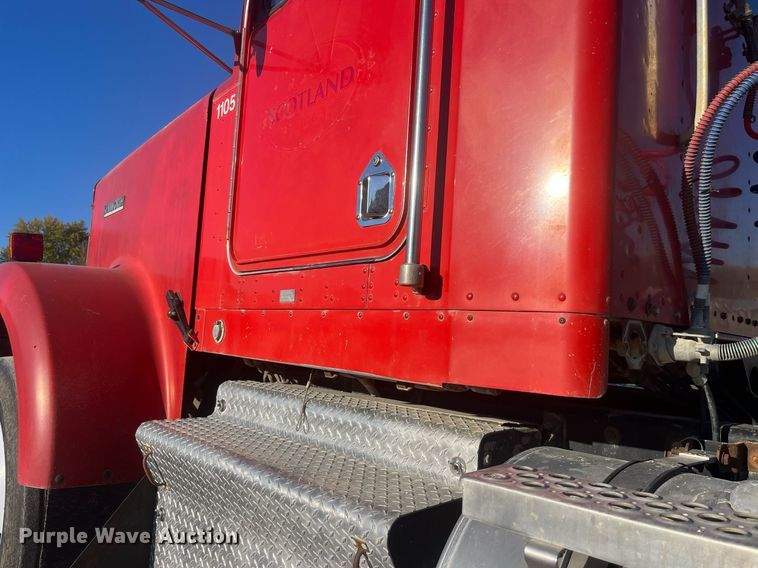 image for item DP2121 1988 Kenworth  semi truck