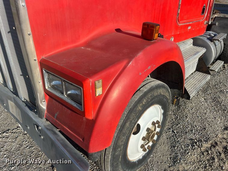 image for item DP2121 1988 Kenworth  semi truck