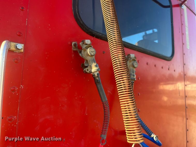 image for item DP2121 1988 Kenworth  semi truck