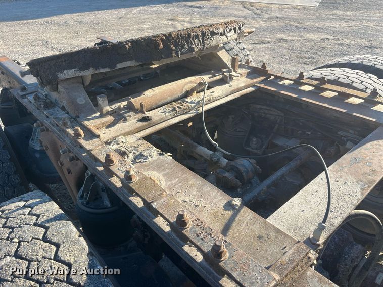 image for item DP2121 1988 Kenworth  semi truck