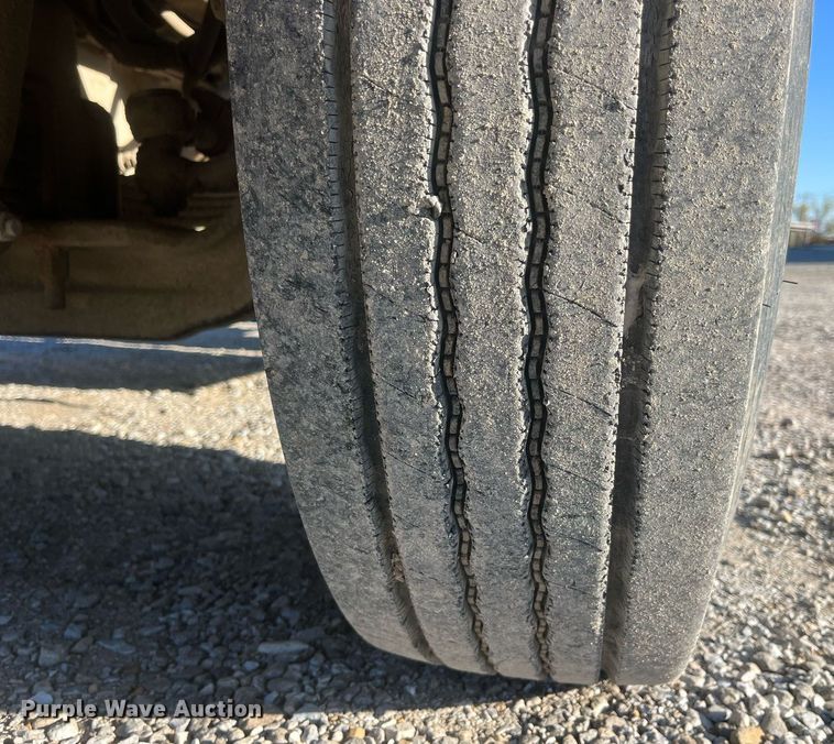 image for item DP2121 1988 Kenworth  semi truck