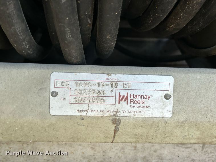 image for item DQ1030 1996 Ford F700  fire truck