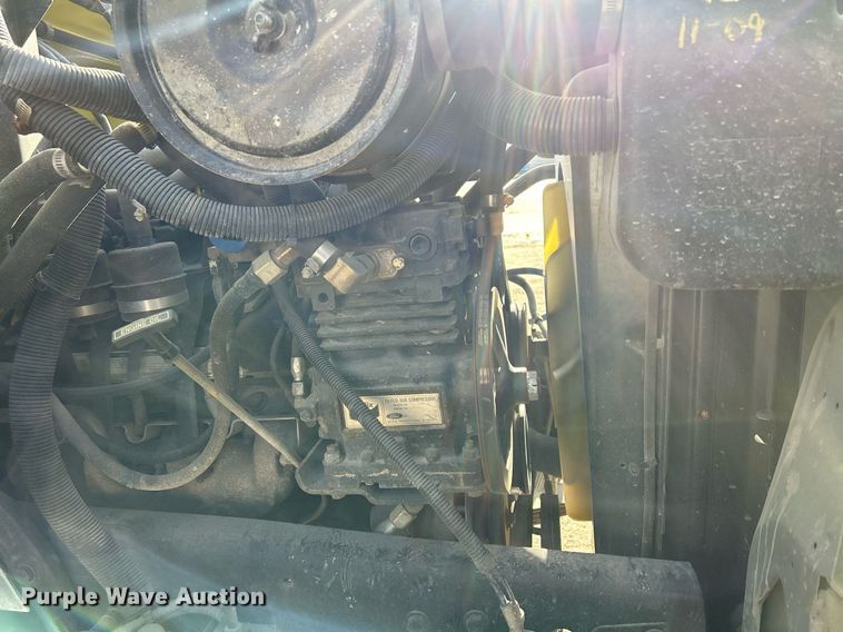 image for item DQ1030 1996 Ford F700  fire truck