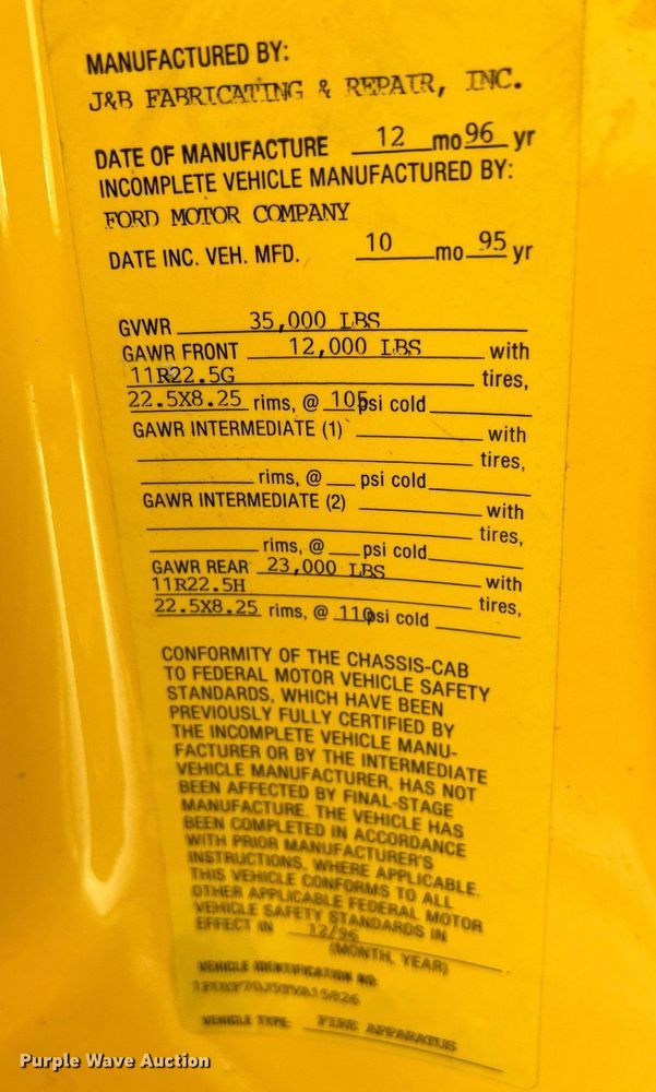 image for item DQ1030 1996 Ford F700  fire truck