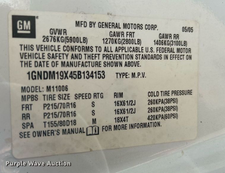 image for item DQ1034 2005 Chevrolet Astro  van