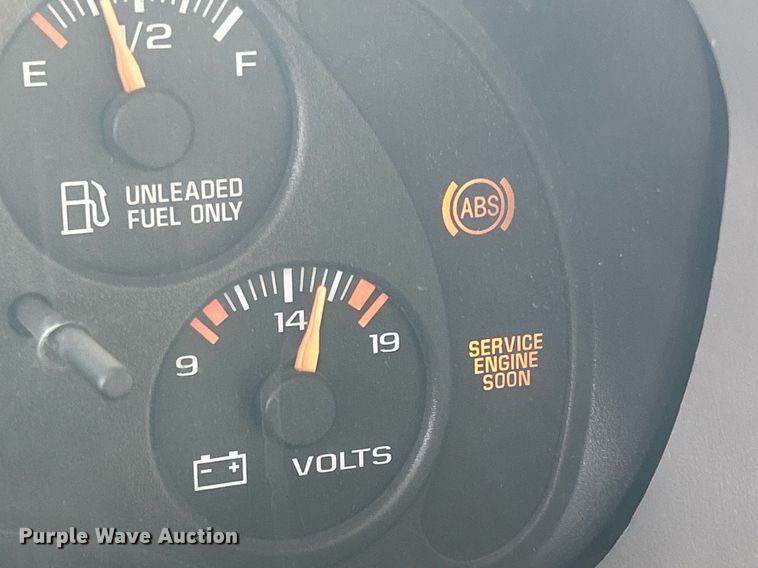 image for item DQ1034 2005 Chevrolet Astro  van