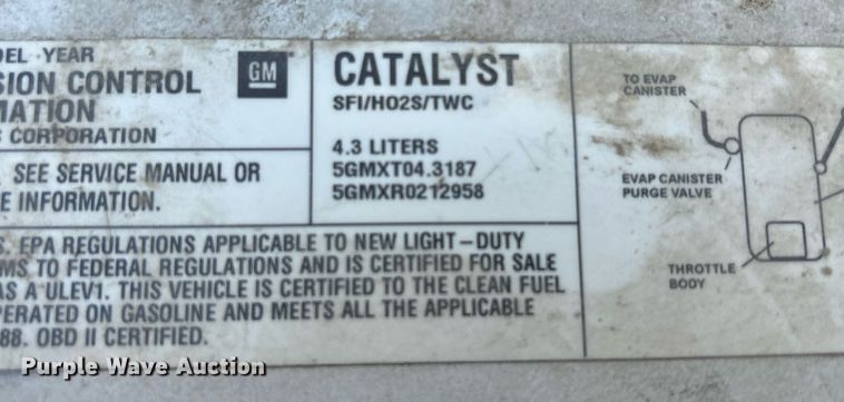 image for item DQ1034 2005 Chevrolet Astro  van