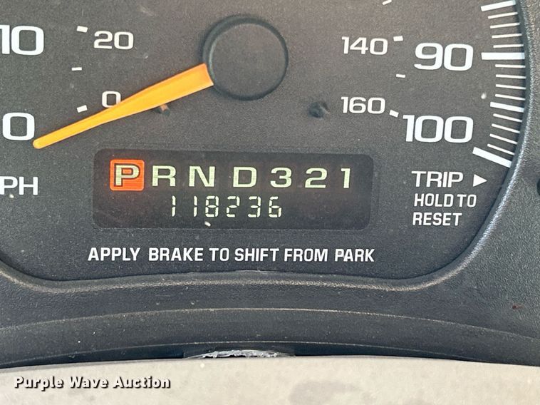 image for item DQ1034 2005 Chevrolet Astro  van