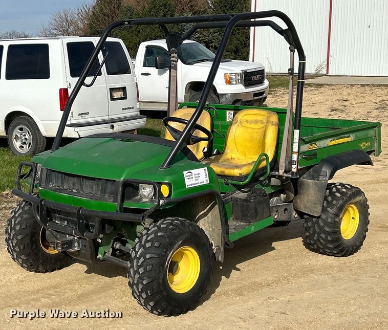 image for item DQ1036 2006  John Deere Gator HXP  utility vehicle