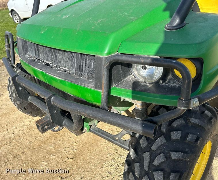 image for item DQ1036 2006  John Deere Gator HXP  utility vehicle