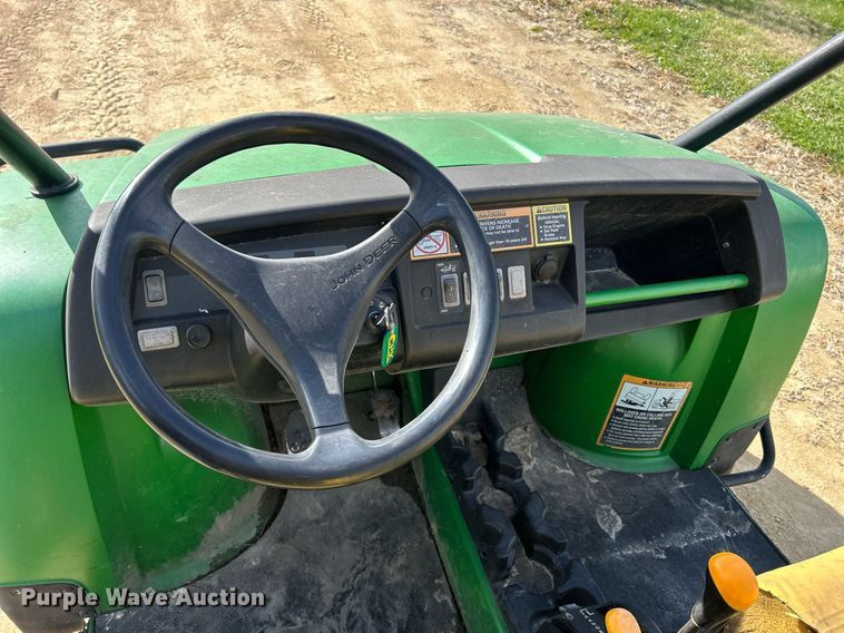 image for item DQ1036 2006  John Deere Gator HXP  utility vehicle