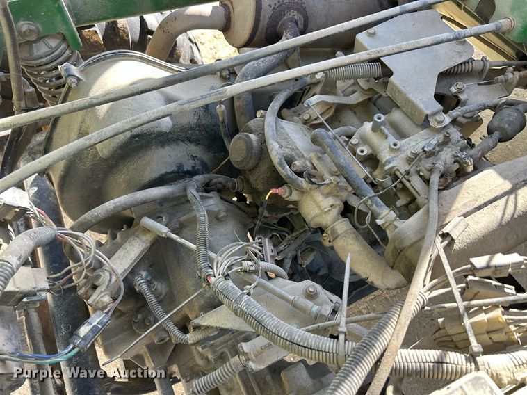 image for item DQ1036 2006  John Deere Gator HXP  utility vehicle