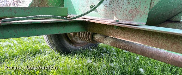 image for item DQ1039 Bowie Aero Mulcher  square bale processor