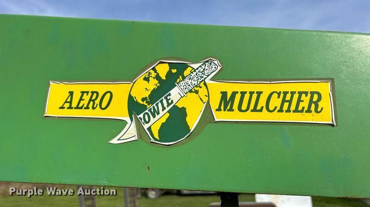 image for item DQ1039 Bowie Aero Mulcher  square bale processor