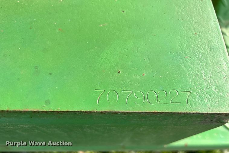 image for item DQ1039 Bowie Aero Mulcher  square bale processor