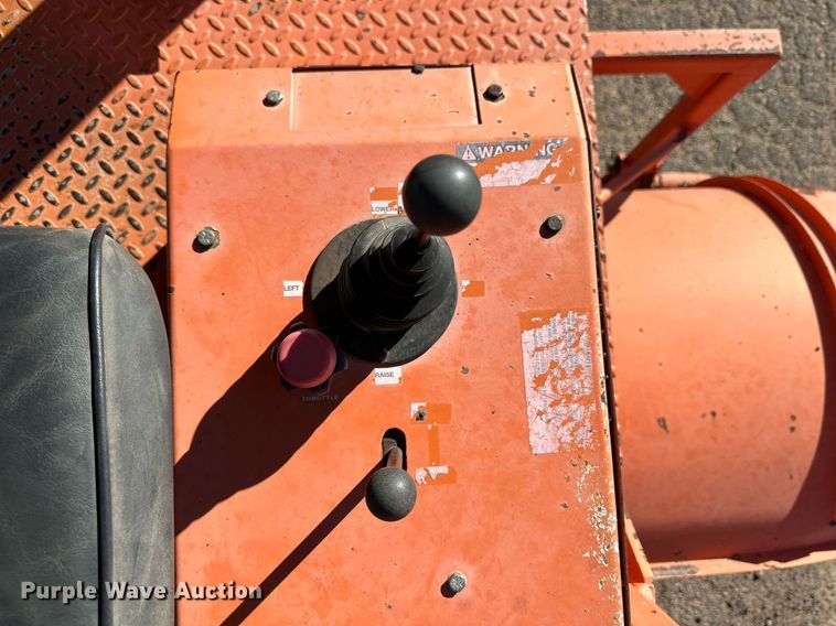 image for item DQ1494 2001 Broce RJ350  broom