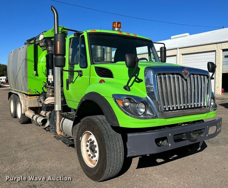 image for item DQ1496 2012 International WorkStar 7400  sewer jetter truck