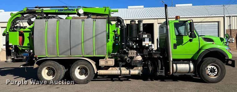 image for item DQ1496 2012 International WorkStar 7400  sewer jetter truck