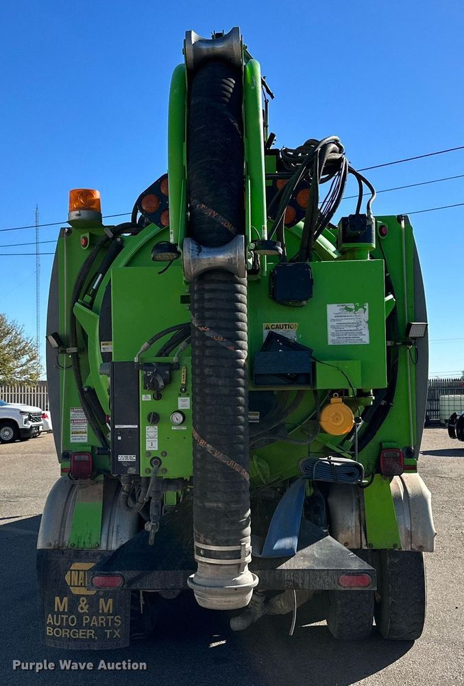 image for item DQ1496 2012 International WorkStar 7400  sewer jetter truck