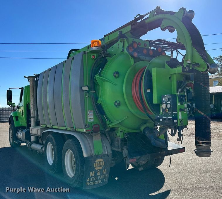 image for item DQ1496 2012 International WorkStar 7400  sewer jetter truck