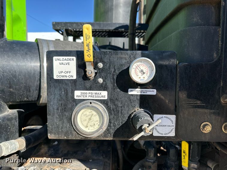 image for item DQ1496 2012 International WorkStar 7400  sewer jetter truck