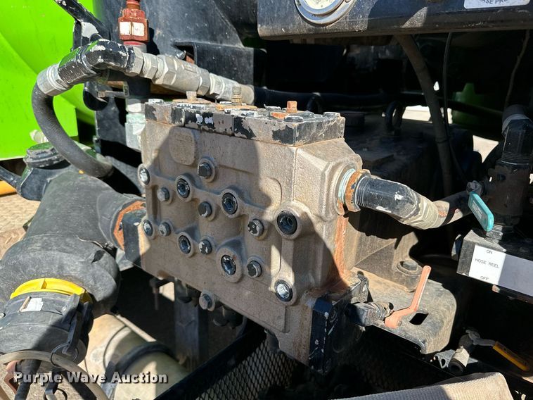 image for item DQ1496 2012 International WorkStar 7400  sewer jetter truck