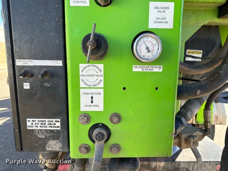 image for item DQ1496 2012 International WorkStar 7400  sewer jetter truck