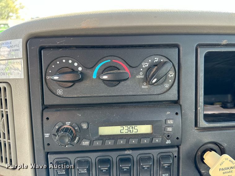 image for item DQ1496 2012 International WorkStar 7400  sewer jetter truck