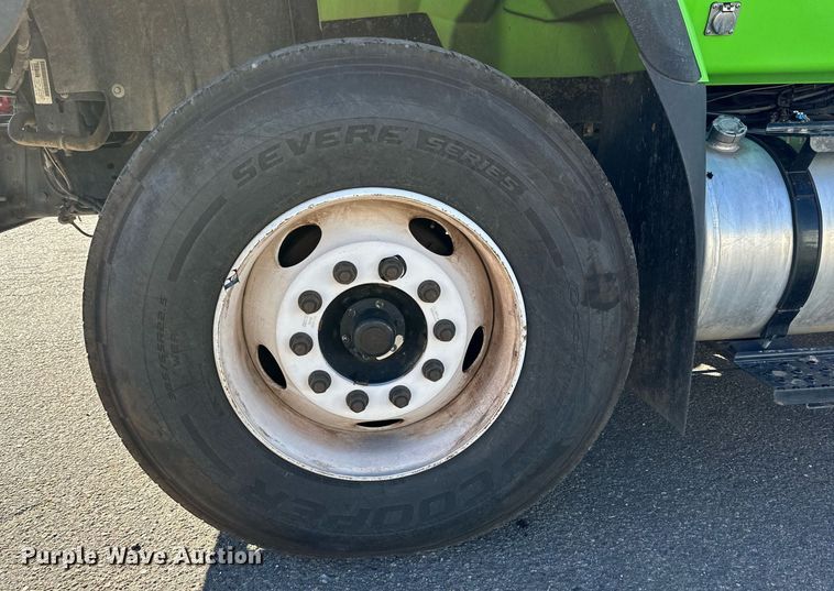 image for item DQ1496 2012 International WorkStar 7400  sewer jetter truck