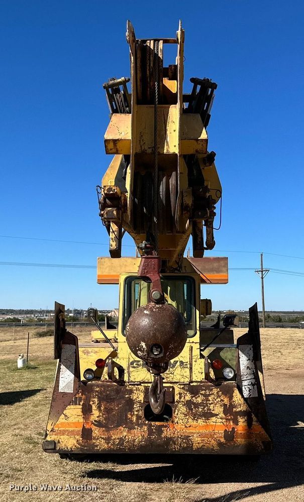 image for item DQ1497 1980 Grove RT58C  crane