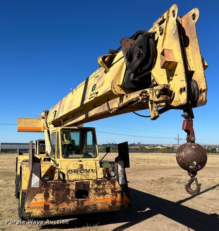 image for item DQ1497 1980 Grove RT58C  crane