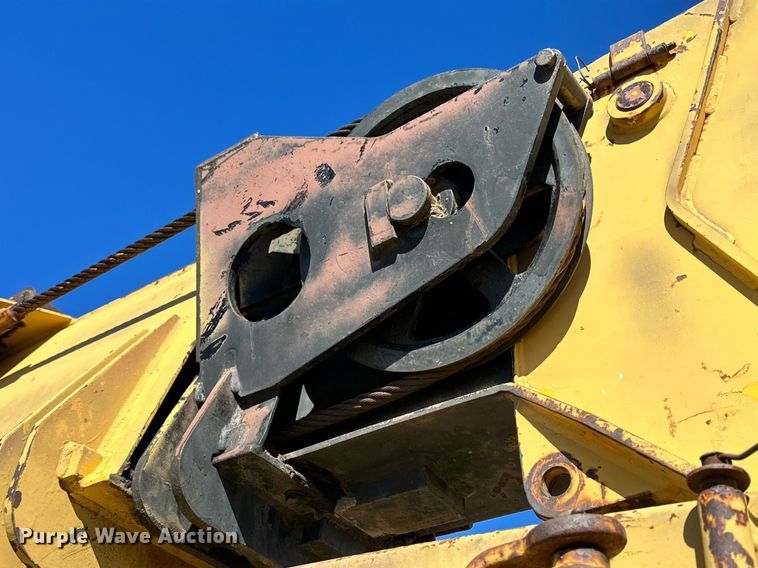 image for item DQ1497 1980 Grove RT58C  crane