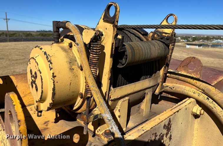 image for item DQ1497 1980 Grove RT58C  crane