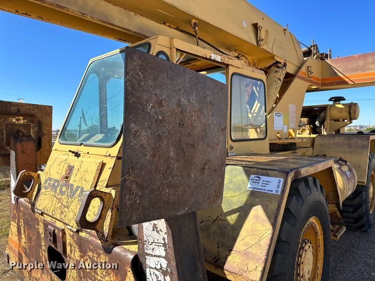 image for item DQ1497 1980 Grove RT58C  crane