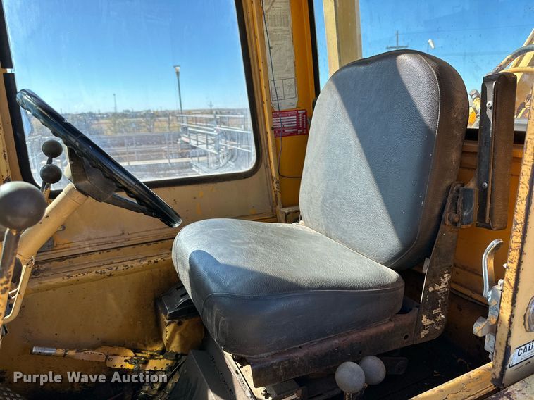 image for item DQ1497 1980 Grove RT58C  crane