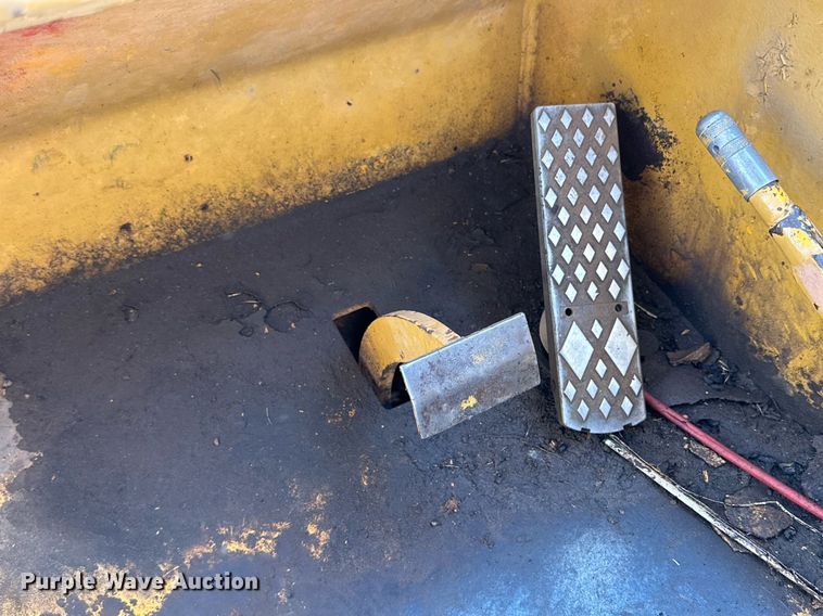 image for item DQ1497 1980 Grove RT58C  crane