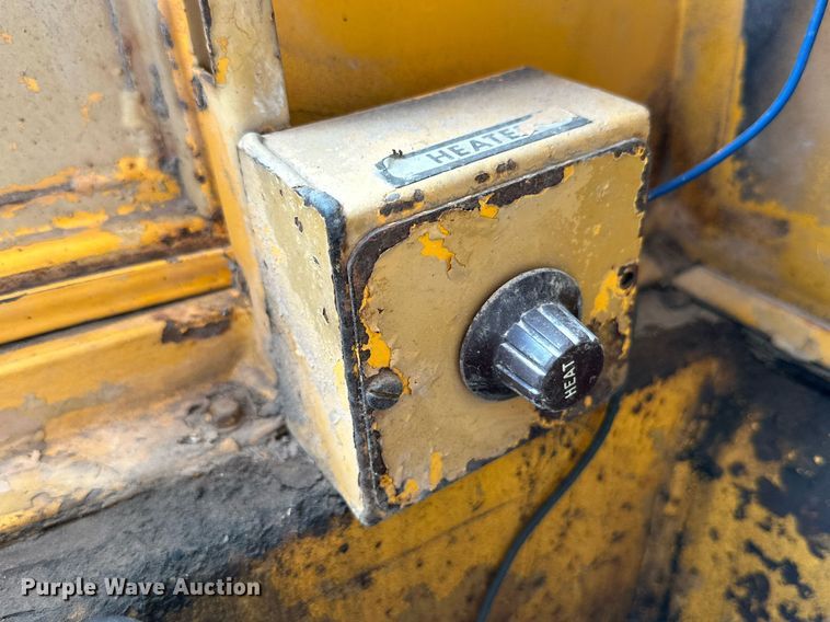 image for item DQ1497 1980 Grove RT58C  crane