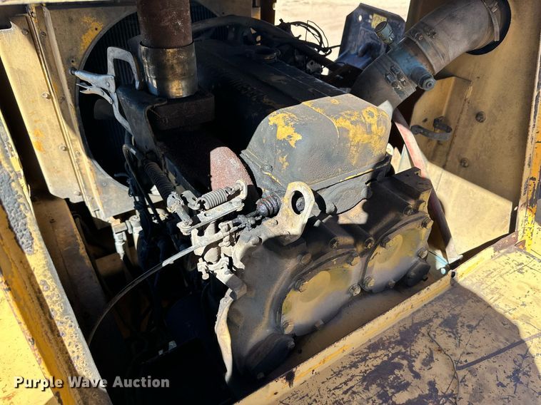 image for item DQ1497 1980 Grove RT58C  crane