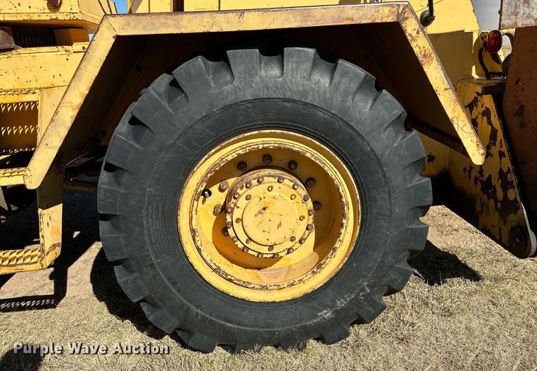 image for item DQ1497 1980 Grove RT58C  crane