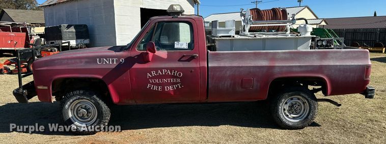 image for item DQ1500 1986 Chevrolet D3P brush fire truck