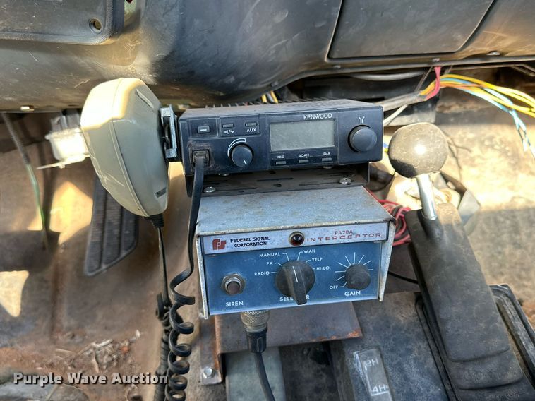 image for item DQ1500 1986 Chevrolet D3P brush fire truck